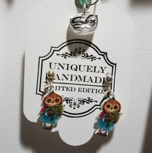 earrings ,adorable baby girl owl